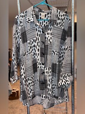 Multiples black white top tunic blouse abstract geometric design size XL artsy